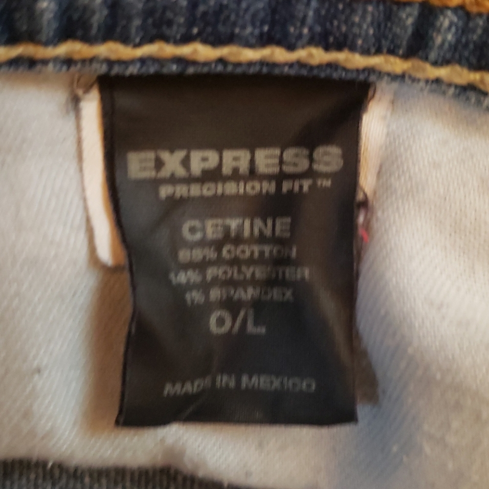 Express Denim - Picture 5 of 5
